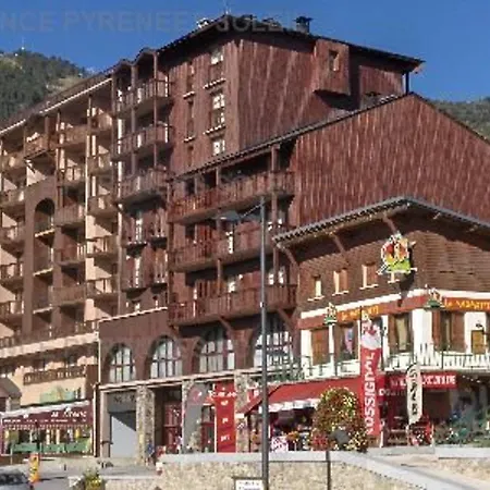 T2 Au Pied Des Pistes, 4 Couchages, - Balcon, Wifi, Parking - Fr-1-295-137 *
