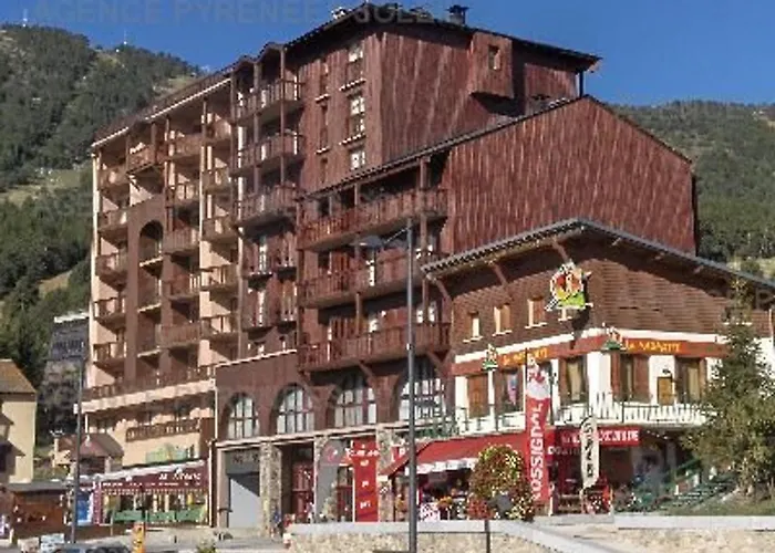 T2 Au Pied Des Pistes, 4 Couchages, - Balcon, Wifi, Parking - Fr-1-295-137 *
